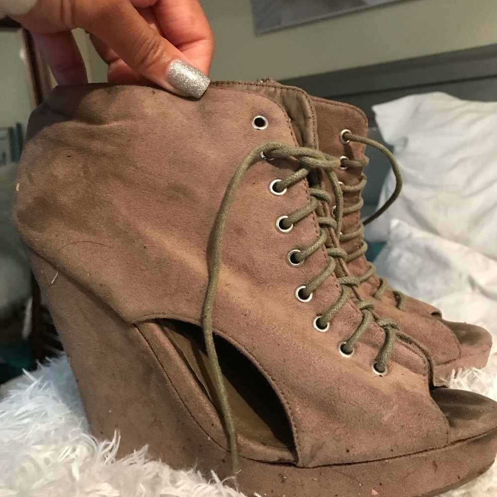 Wedges - Picture 2 of 2
